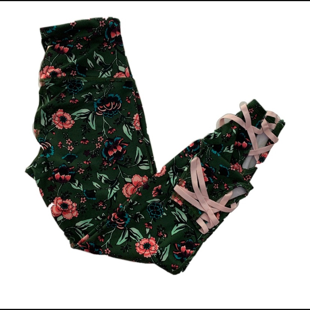 green old navy leggings flower patterned